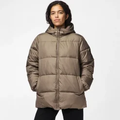 Dame Maddie Dyne Brun