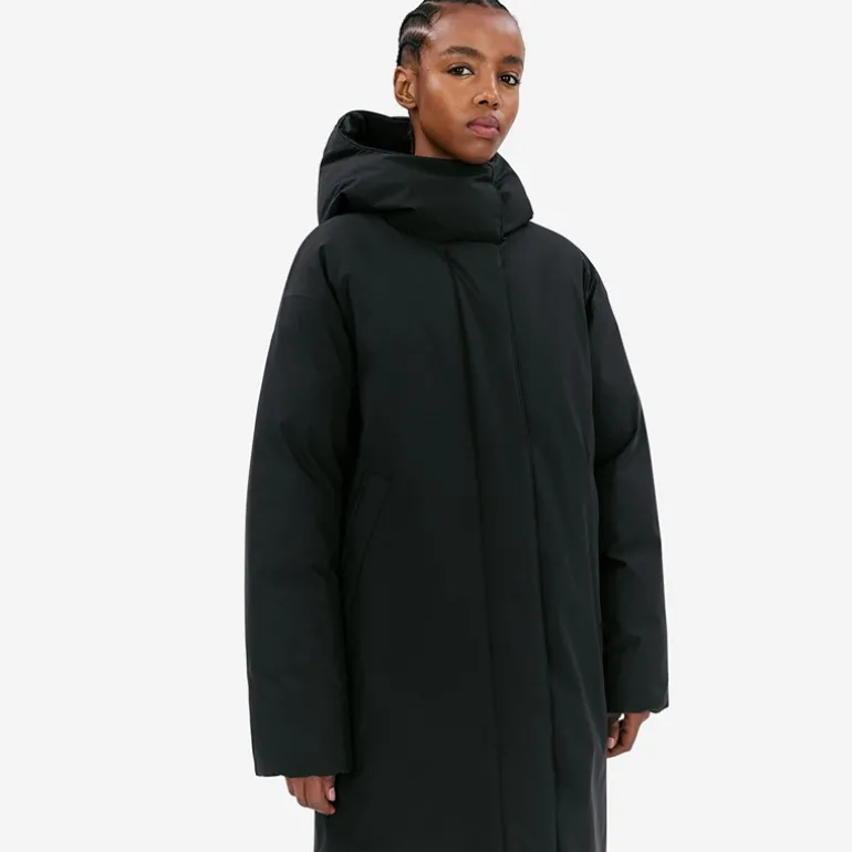 Dame Saira Jakke Sort